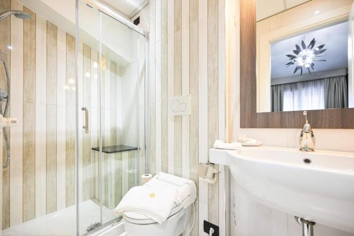 Hotel Mastrodattia Celano Phòng bức ảnh