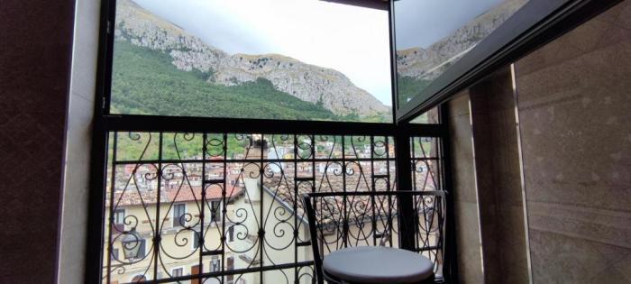 Hotel Mastrodattia Celano Phòng bức ảnh