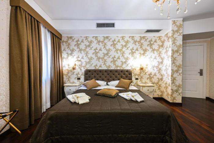 Hotel Mastrodattia Celano Phòng bức ảnh