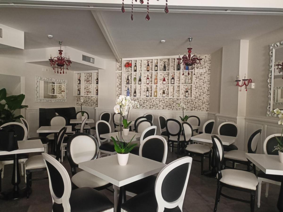 Hotel Mastrodattia Celano Ngoại thất bức ảnh