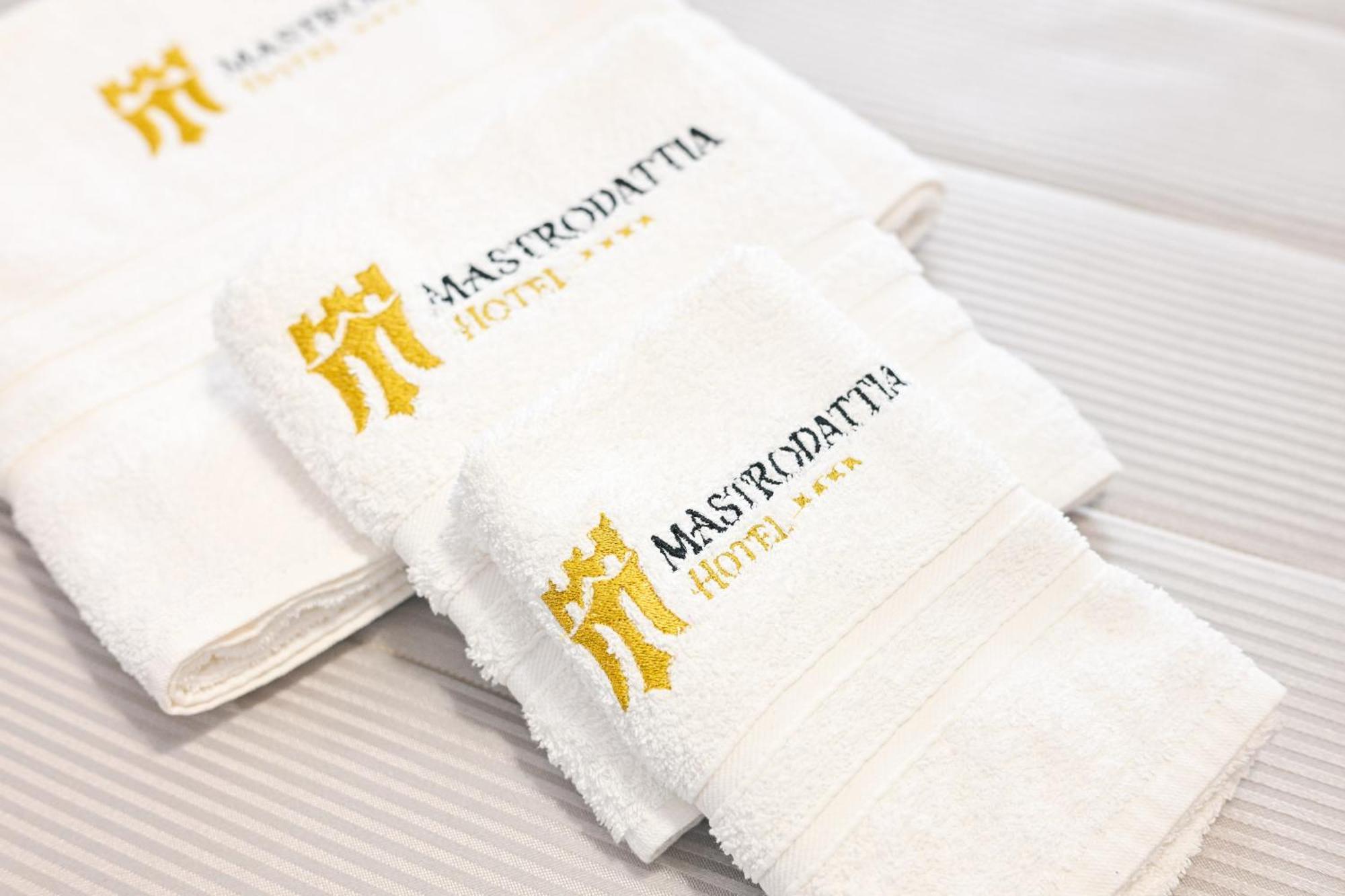 Hotel Mastrodattia Celano Ngoại thất bức ảnh