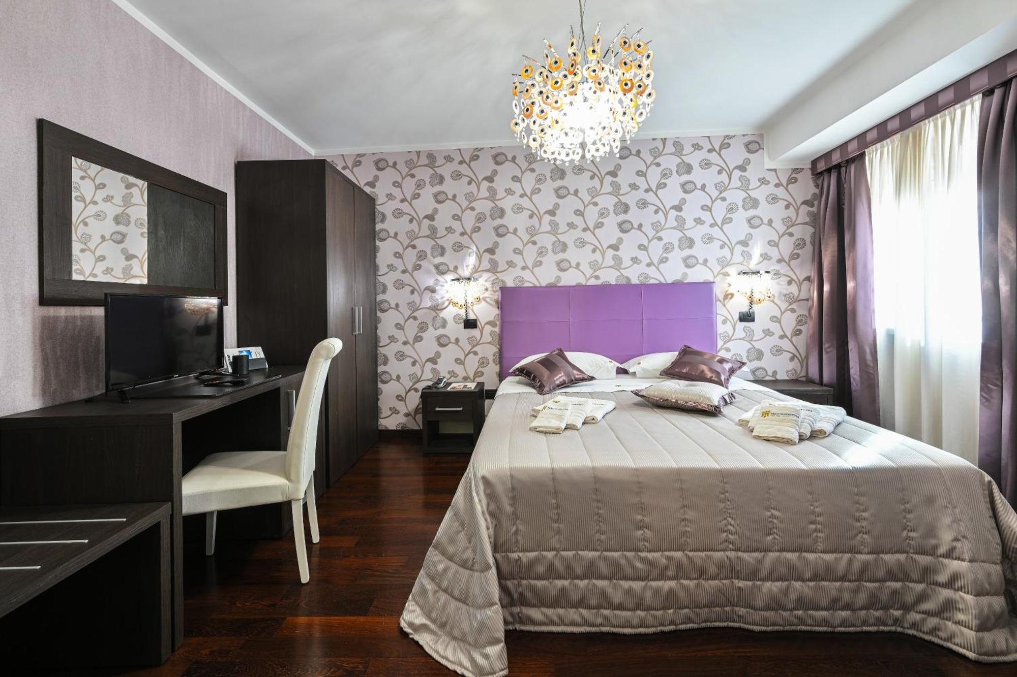 Hotel Mastrodattia Celano Ngoại thất bức ảnh