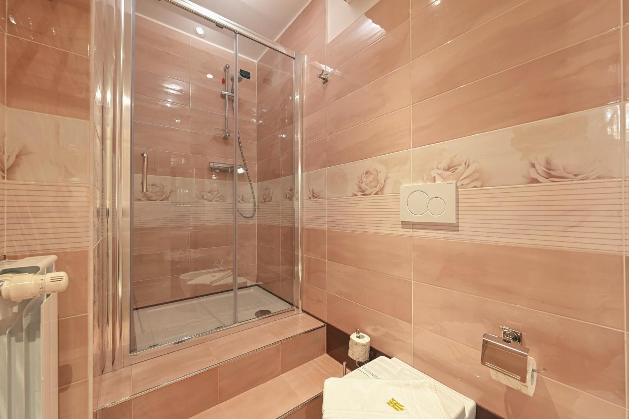 Hotel Mastrodattia Celano Ngoại thất bức ảnh